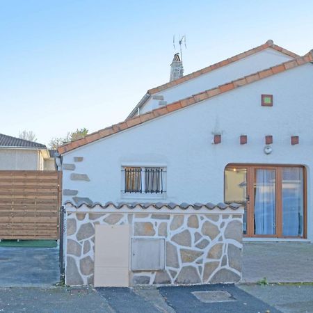 Appart T2 Avec Terrasse, Parking Et Wifi Angouleme Exterior photo